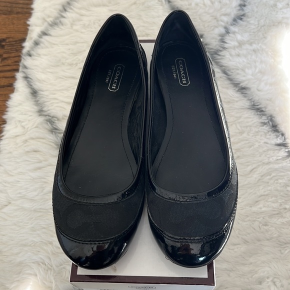 Coach black flats, size 7, gently used - Picture 3 of 7